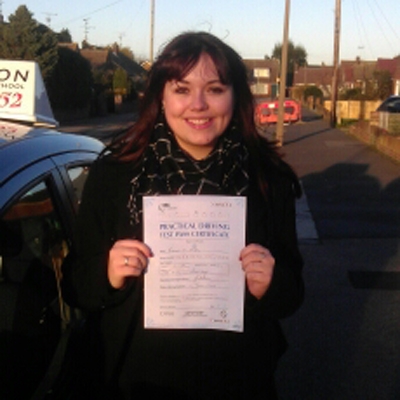 Image of Chloe Hogg with pass certificate - Revolution Driving School