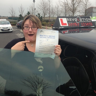 Image of Fiona Burt with pass certificate - Revolution Driving School