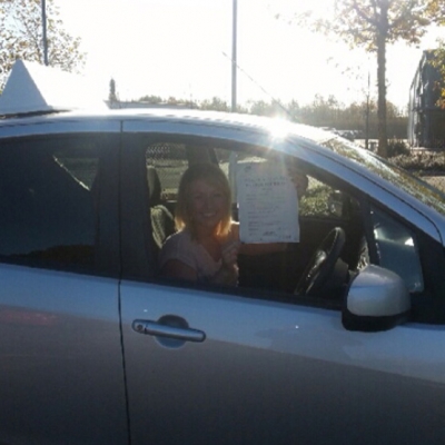 Image of Poppy Wilson with pass certificate - Revolution Driving School